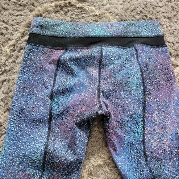 Lululemon Inspire Tight II 8 - Picture 13 of 14